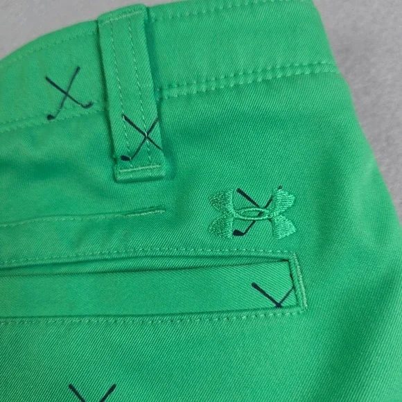 Under Armour Golf Shorts Boys Size 20 Green Embroidered Clubs HeatGear Loose - Picture 5 of 11